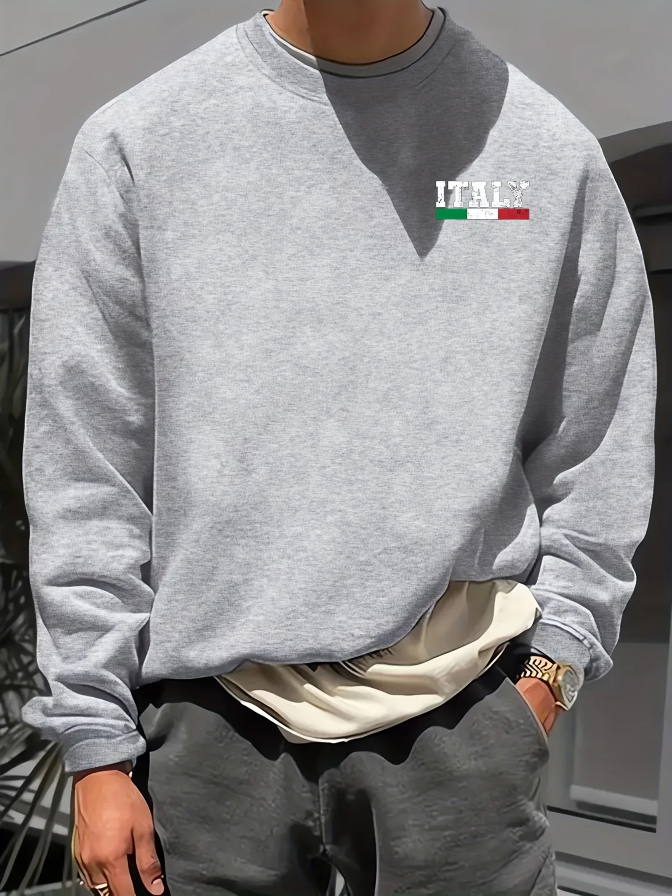 سويت شيرت رجالي بلوفر، سويت شيرت بأكمام طويلة ورقبة دائرية مطبوع عليه حروف إيطالية، كاجوال مريح للاستخدام في الهواء الطلق