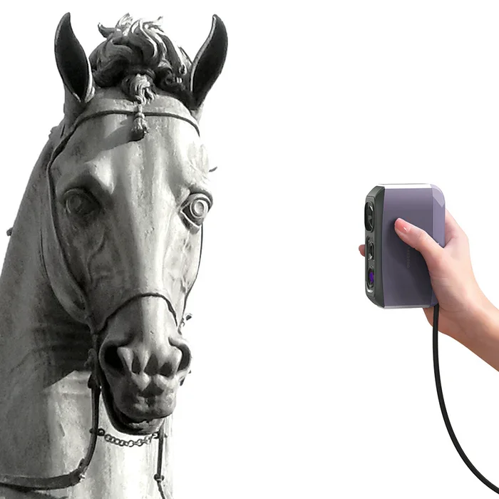Visual tracking 3D scanner