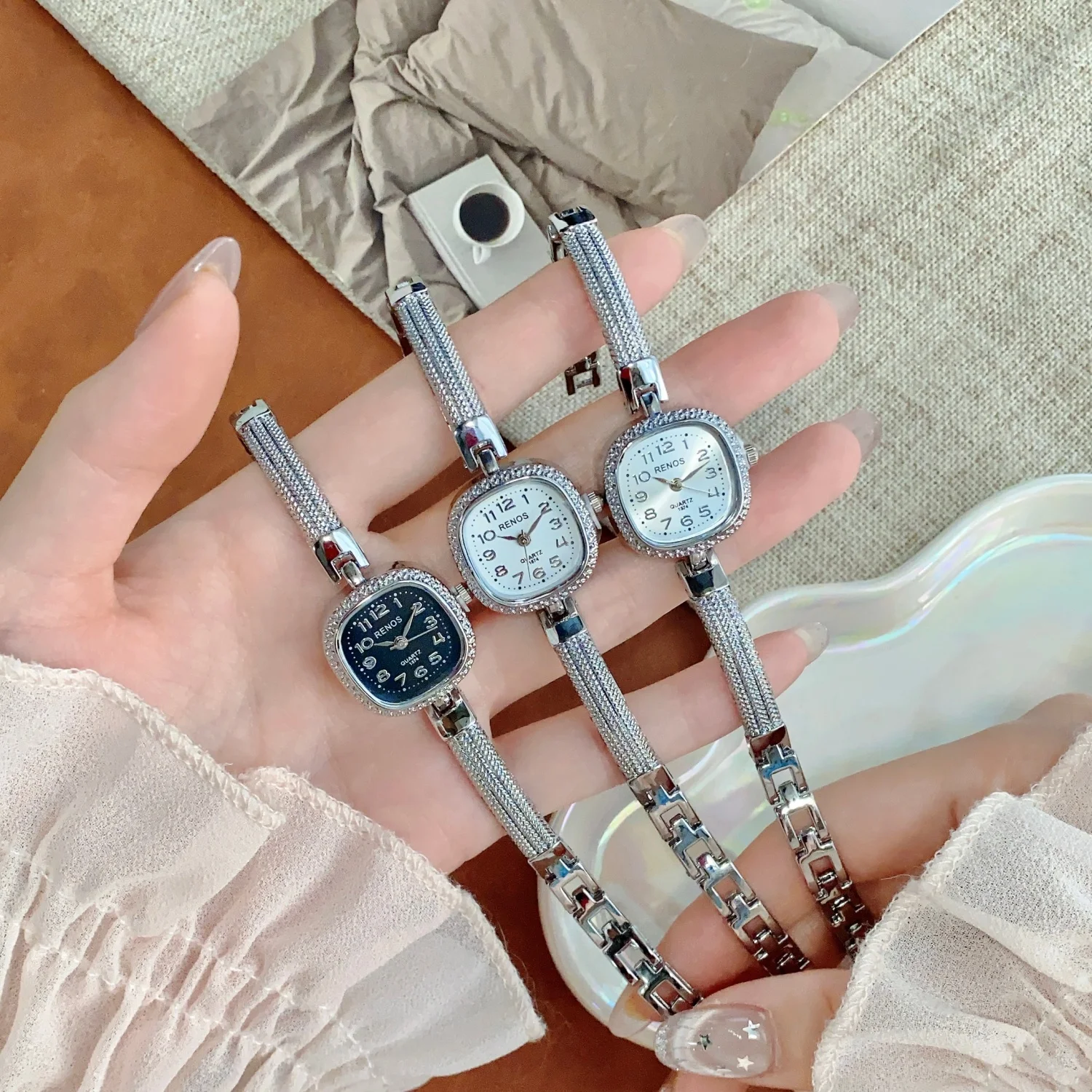 Small Mini Square Dial Women Quartz Watch Vintage Thin Sliver Bracelet Watches Niche Clock Ladies Dress Wristwatch Reloj Mujer