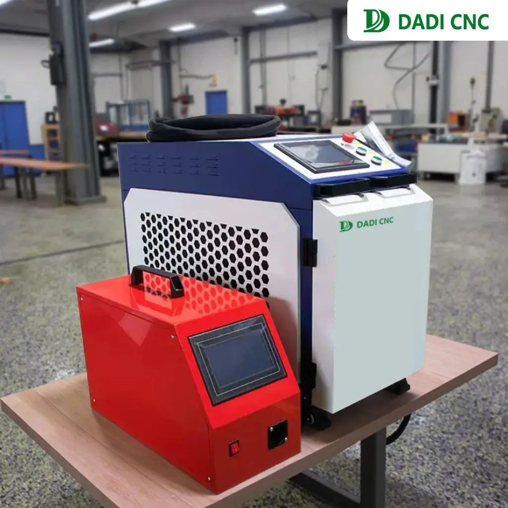 

Ручной лазерный аппарат 3-в-1 для сварки, резки и очистки металла (нержавеющая сталь, железо) мощностью 1500 Вт, 2000 Вт, 3000 Вт