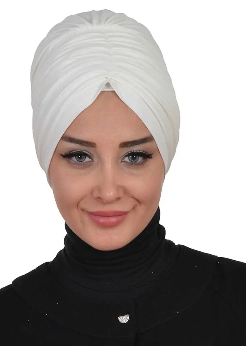 Creme de osso penteado plissado