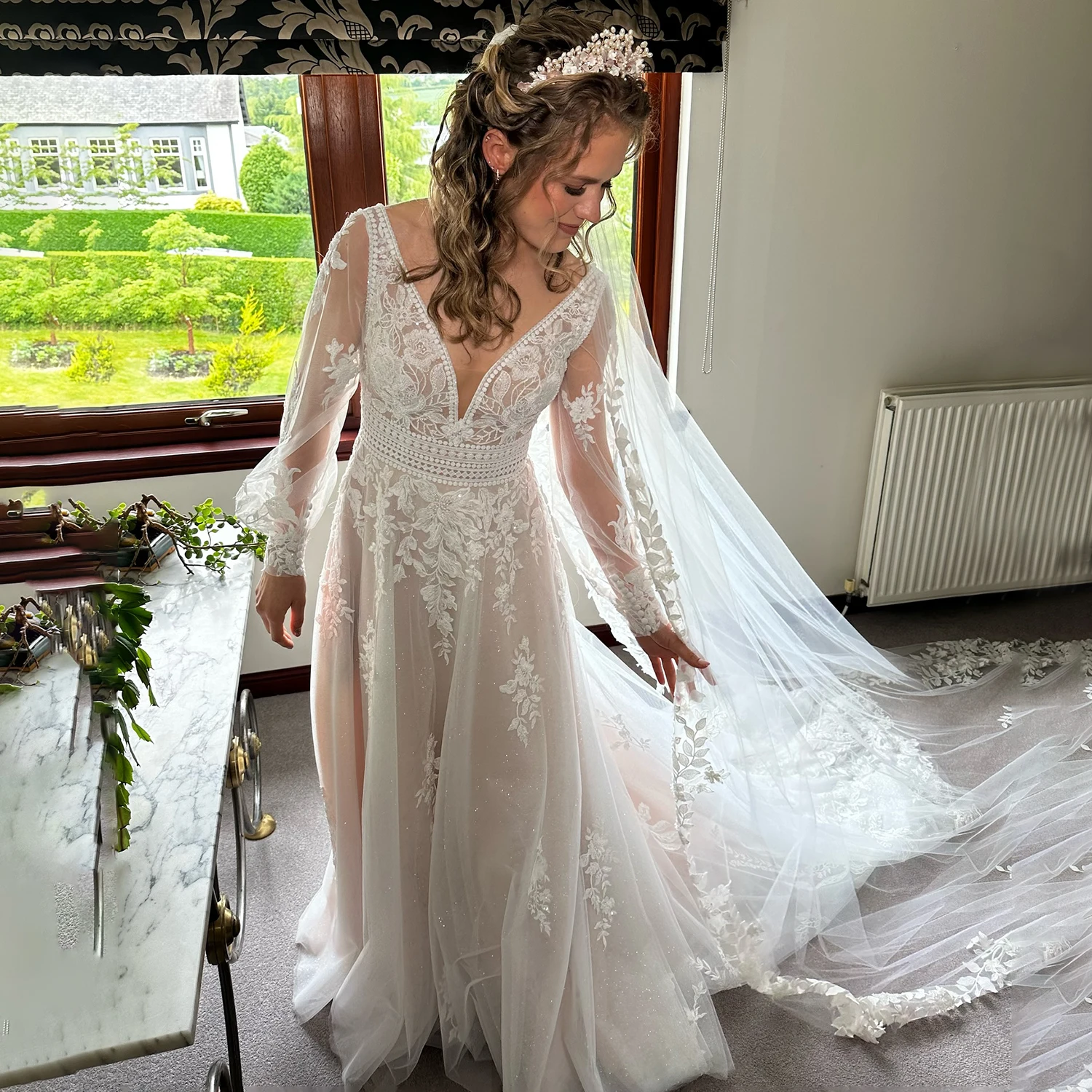 Customized Long Puff Sleeves Bridal Gowns Crochet Floral Lace Plunge V Backless Romantic Overweight Size Appliques Wedding Dress