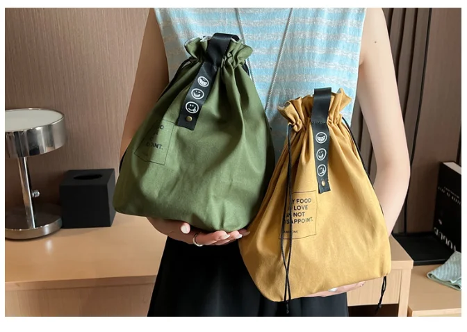 Japanese Insulated Lunch Box Bag Portable Waterproof Hand-Held Strap for Office Workers And Students