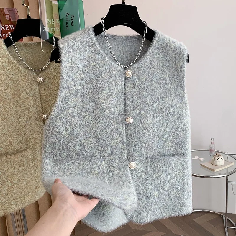 Korean High-End Fluffy Vest Women's Loose Layering Top Soft Reducing Age Single Button Spring 2026 Regular Length Other 100%