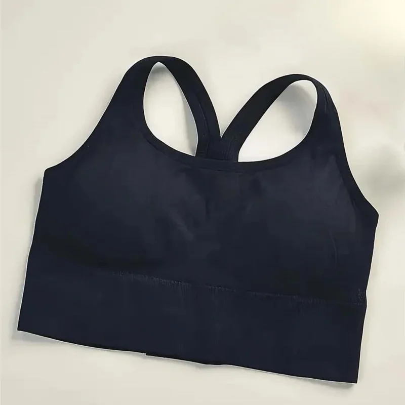 プラスサイズの女性用クロスデザイン耐衝撃スポーツブラ、調節可能なバッククラスプ付き - ヨガ&フィットネス下着