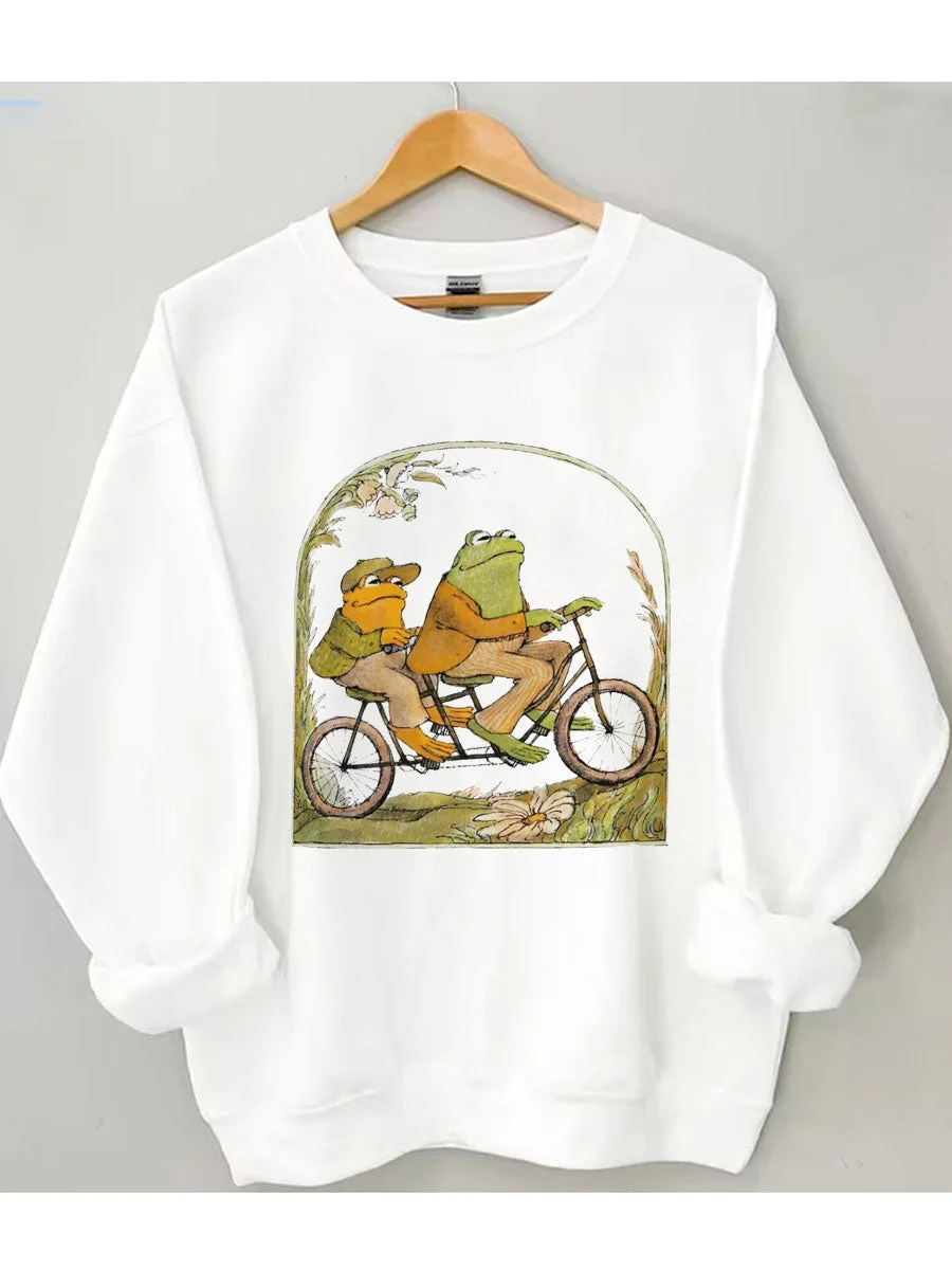 Vintage Cute Cartoon Two Frogs on A Bike Ride in Spring Print Women Sweatshirt Retro Elegance Spring Trip Comfort Female Sweater