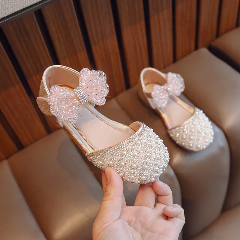 New Summer Fashionable Comfortable Casual and Elegant Beaded Bow Flat-soled Elegant Wear-resistant Girls\' Leather Shoes