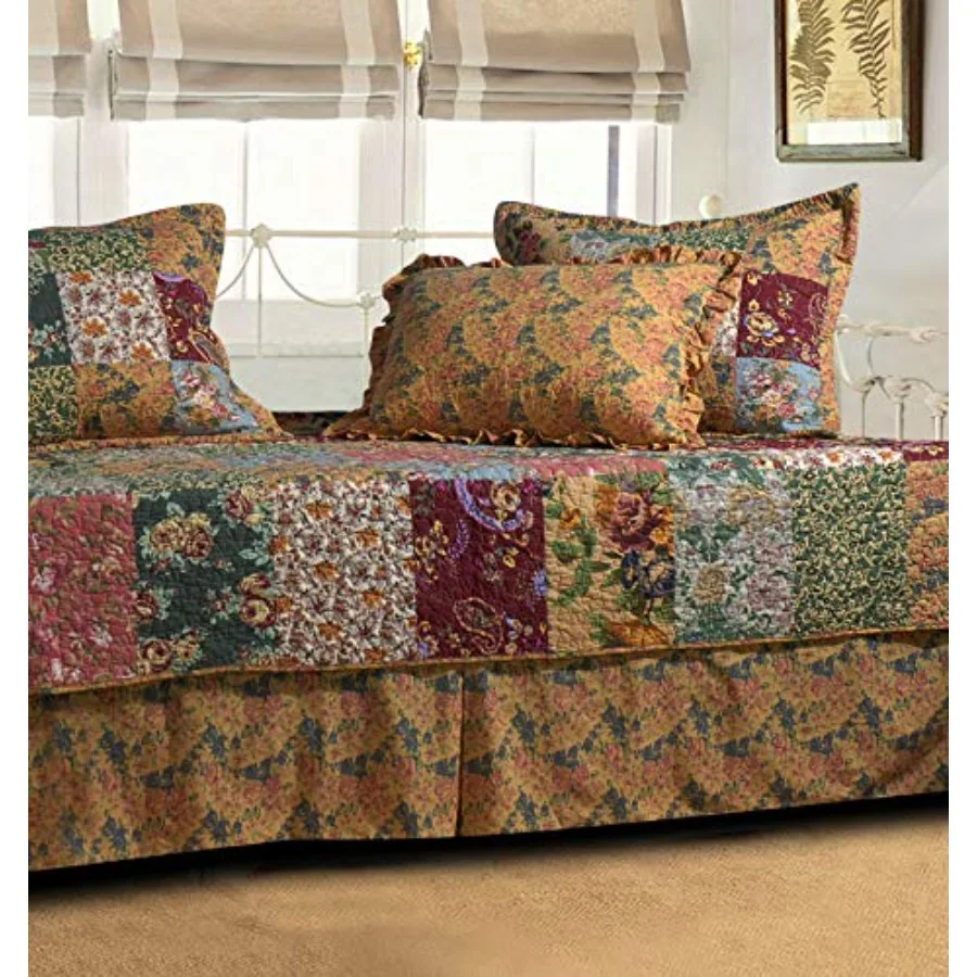 

5-Piece Daybed Quilt Set