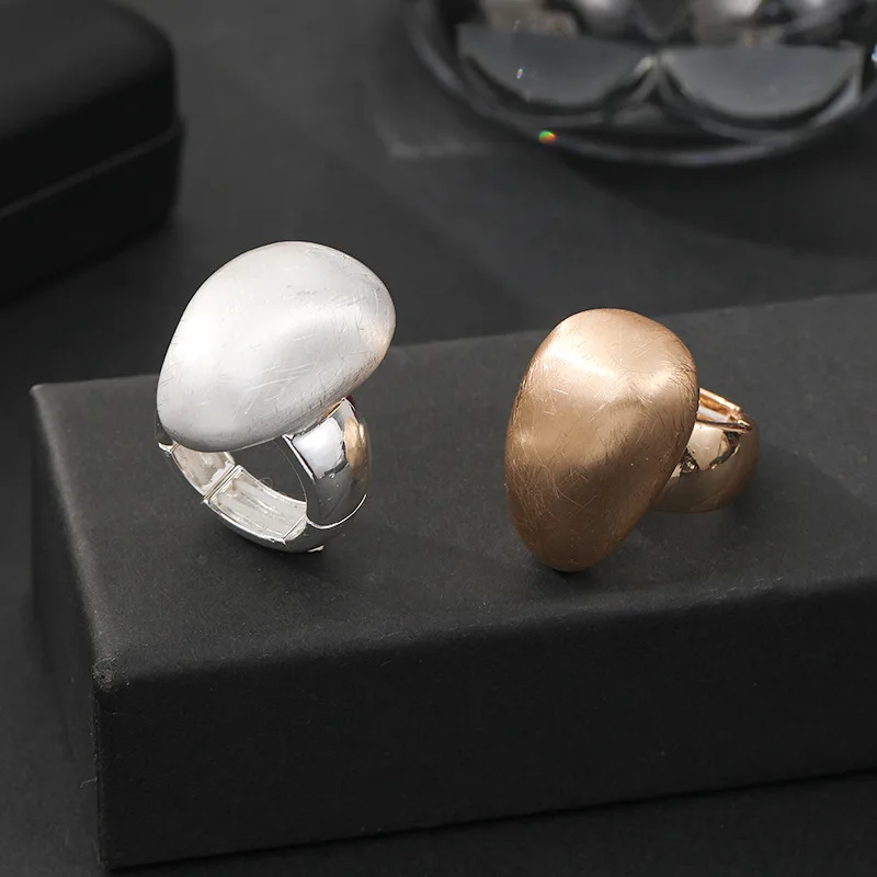 New brushed live ring oval European and American popular exaggerated high-end personality fashion women