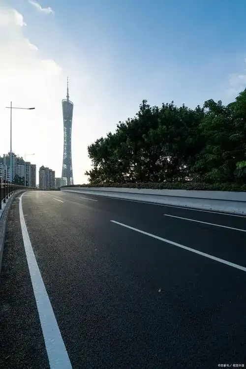 

Tablet Bracket Docking Station 8-in-1 USB C Docking Station Aluminium Alloy Laptop Holder TYPE-C to HDMI Adapter USB Splitter