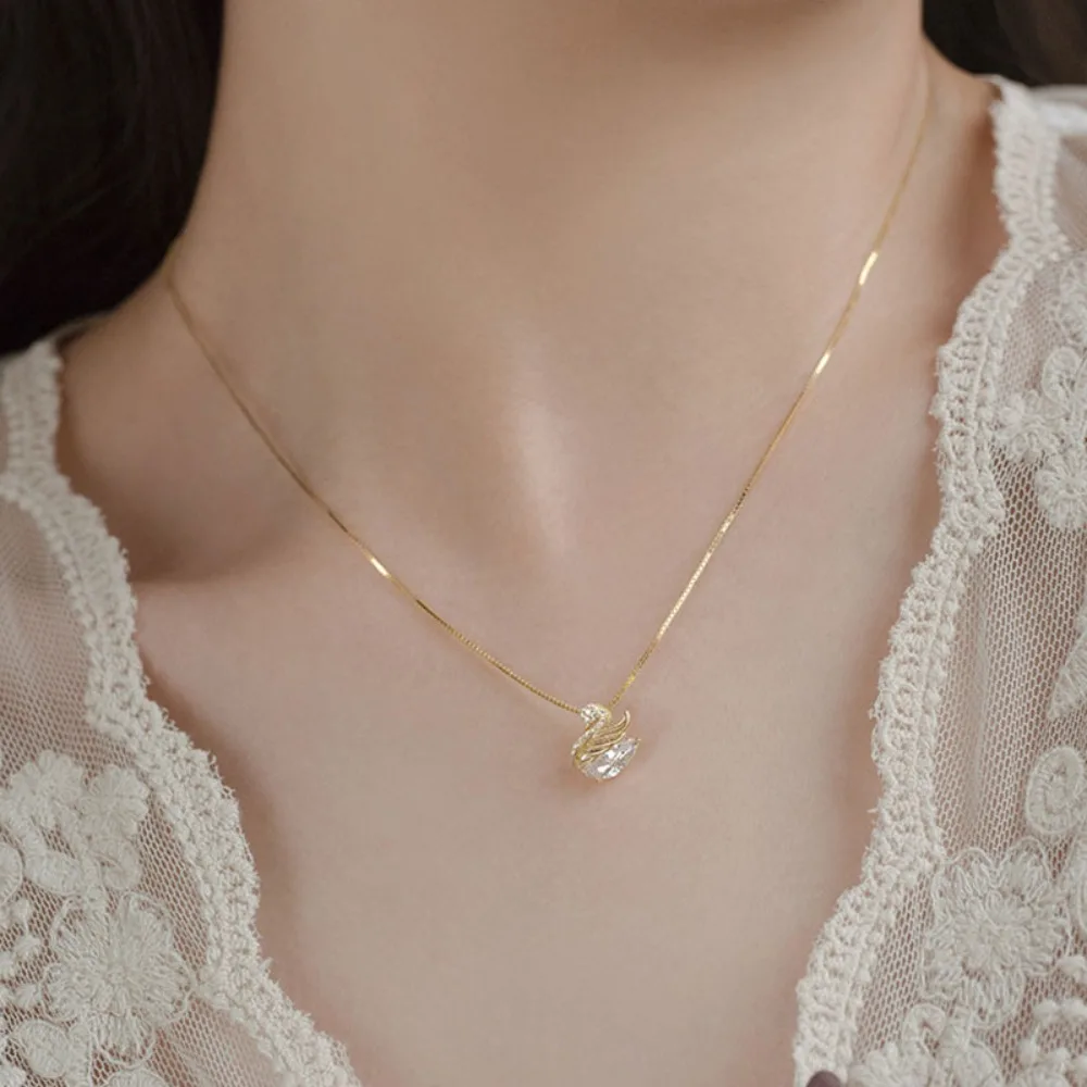 Temperament Fashion Crystal Swan Wings Pendant Necklace for Women Cute Romance Stainless Steel Chokers Bride Jewelry Colorfast