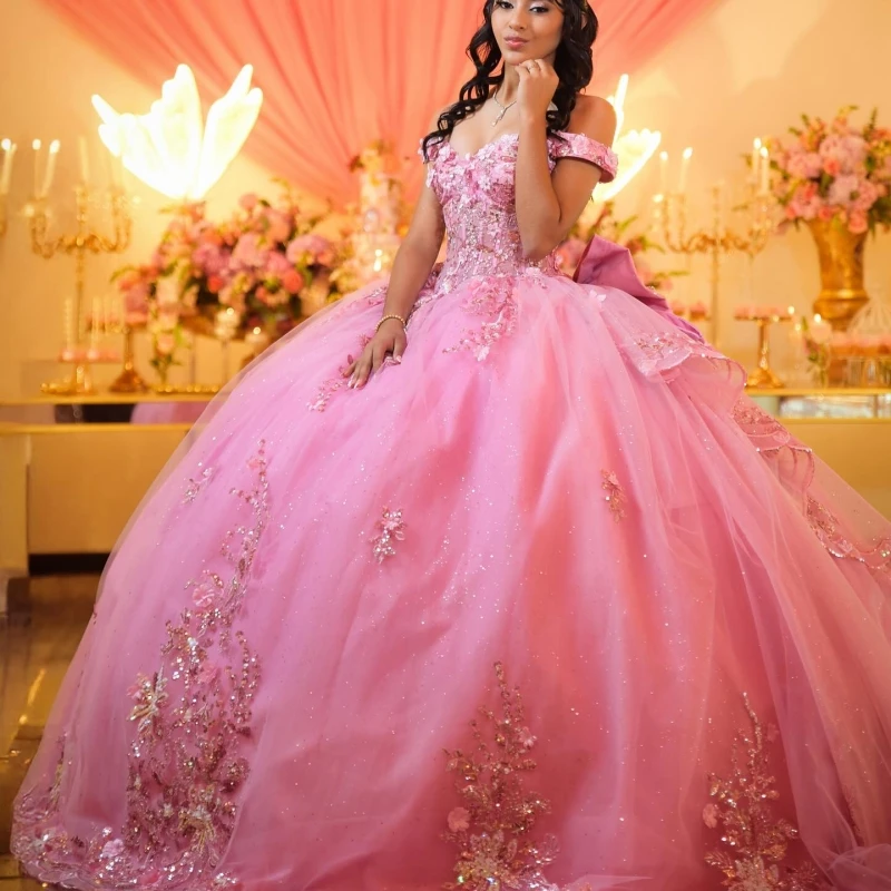 

Розовое блестящее бальное платье Quinceanera Платья с открытыми плечами Аппликация Кружева Бусины Лук Тюль Вечеринка День Рождения Sweet 16 Платье Vestidos 15