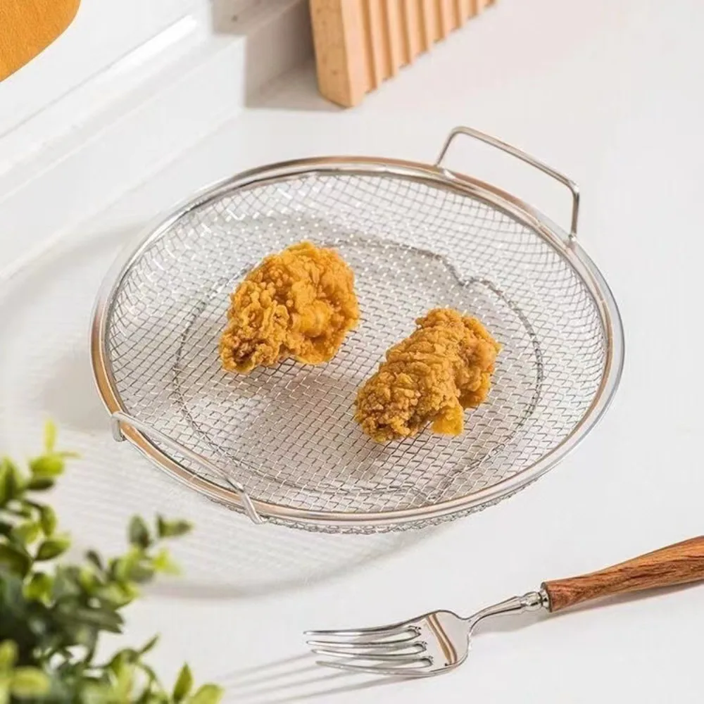 

Round Stainless Steel Frying Filter Large Mesh Design Oil Strainer Tray Fried Strainer Rustproof with Binaural Handle Mesh Plate