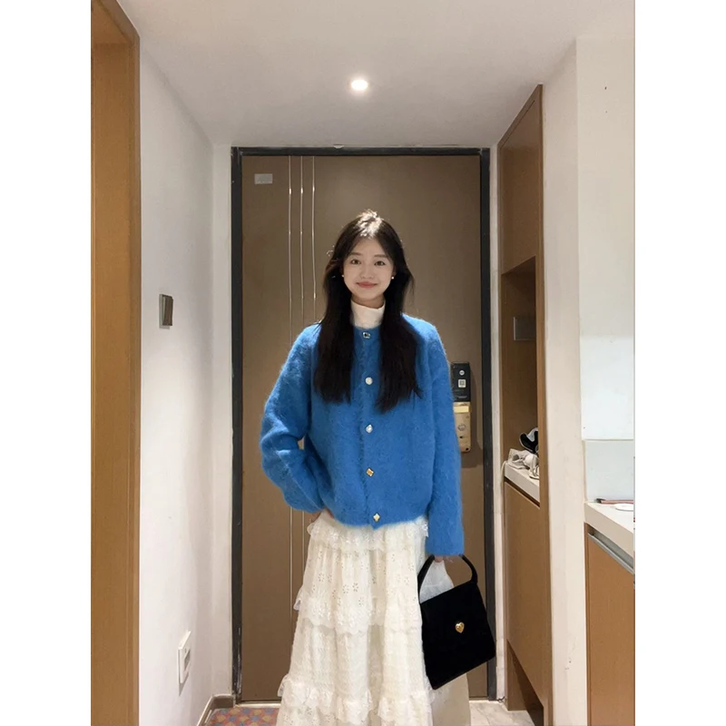 

Женские пуловеры с короткими рукавами: интерактивные, увлекательные, вовлекающие, включительные, иммерсивные, всеобъемлющие (в стиле BF)