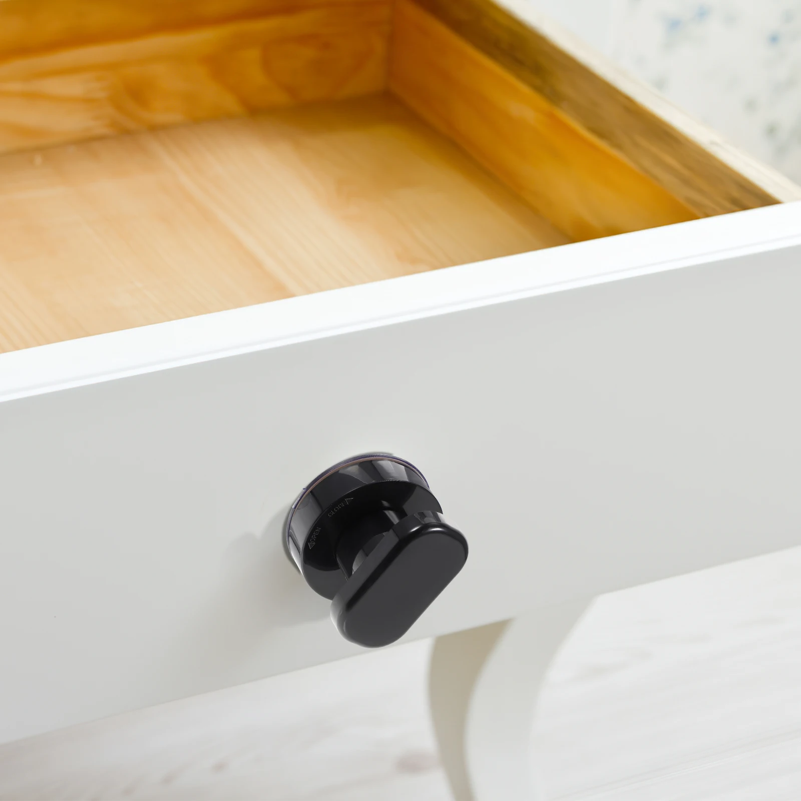 

Self-Stick Drawer Knob Pull Handle Adhesive Cabinet Door Window Handle Easy Open Close Replacement Handles Adhesive Knobs