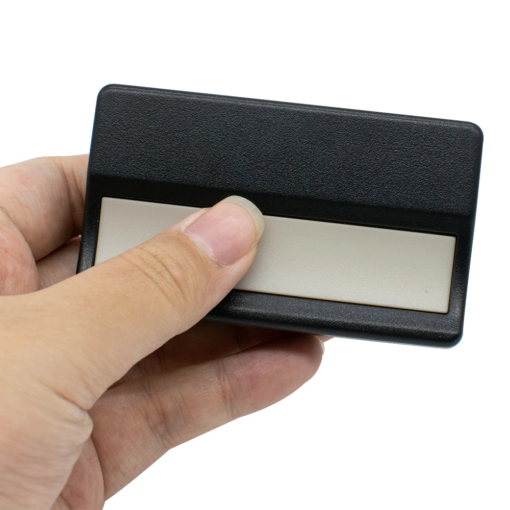 Chamberlain LiftMaster 971LM 973LM Keamanan + 390MHz Merah Oranye Tombol Belajar Pembuka Pintu Garasi Remote Control dengan Klip Visor