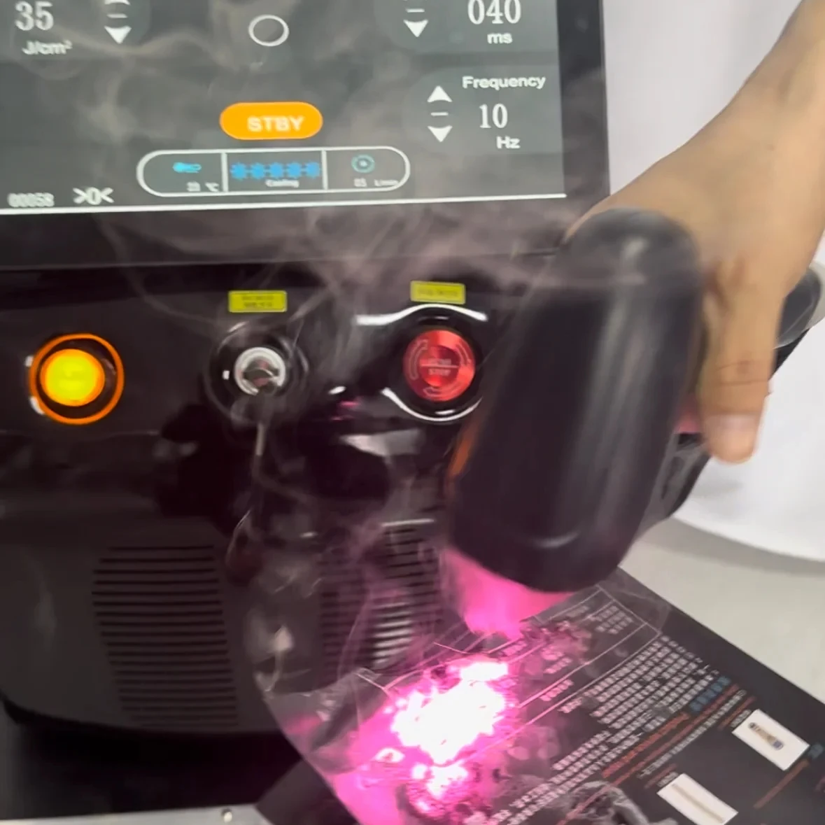 Портативный диодный лазер 808 нм для удаления волос, профессиональная машина для омоложения кожи, титановое безболезненное устройство для постоянной эпиляции