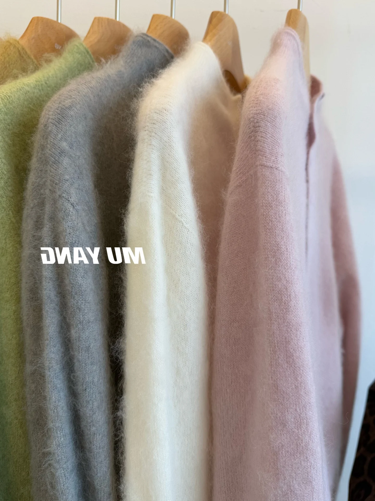 

Soft Woolen Knitted Sweater Slimming Comfortable Casual Women's Long Sve Autumn Winter Luxury Yarn Top Faionable Agel