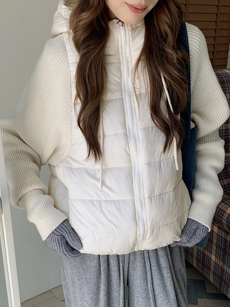 

Легкая вязаная куртка с рукавами-пэчворк и наполнителем из хлопка, женская короткая куртка-обманка с капюшоном, имитирующая двухслойность, теплая верхняя одежда