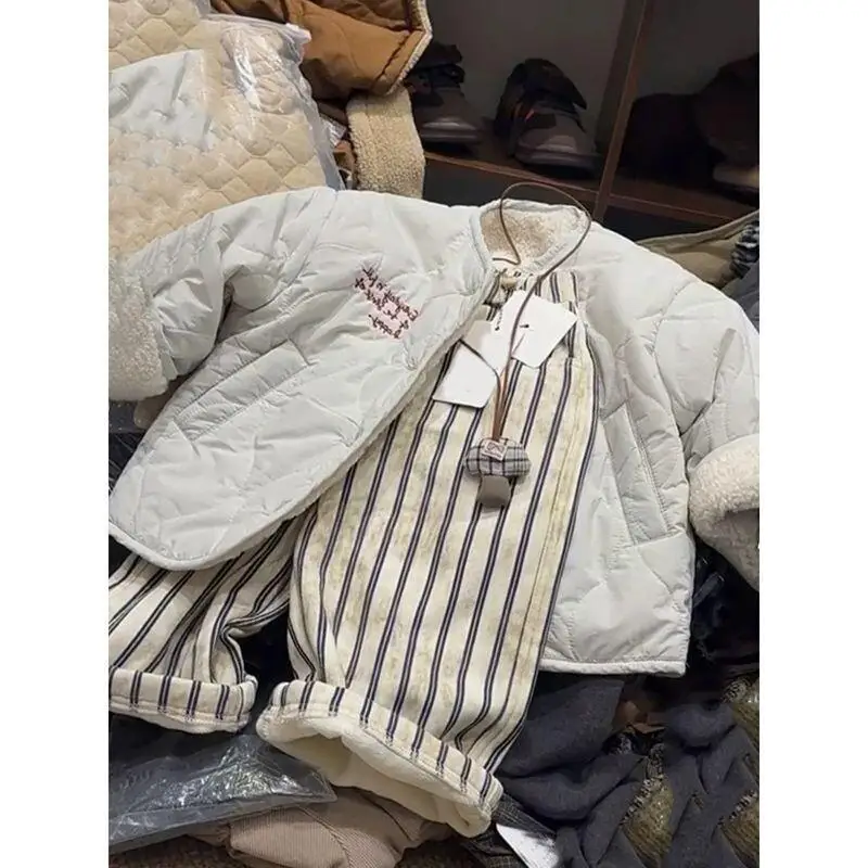 

Детские корейские полосатые и пышные штаны, стильные модные повседневные пальто Kawaii для мальчиков и девочек, топы с вышивкой букв для детей