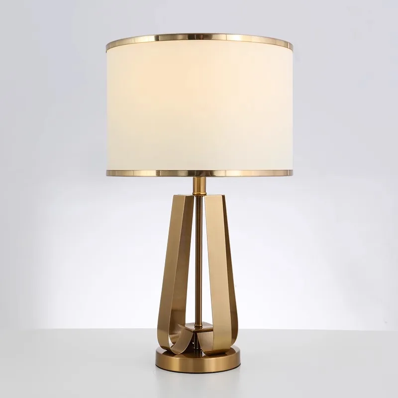 Nordic European simple modern desk bedside lamp warm iron body with luxury lamp bedroom living room sample house furniture