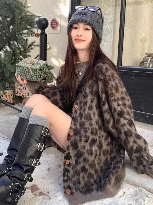 Ladies' Loose Fit Leopard Print Knitted Cardigan Long Sleeve Warm Thickened Autumn Winter Outerwear Street Style Fashion