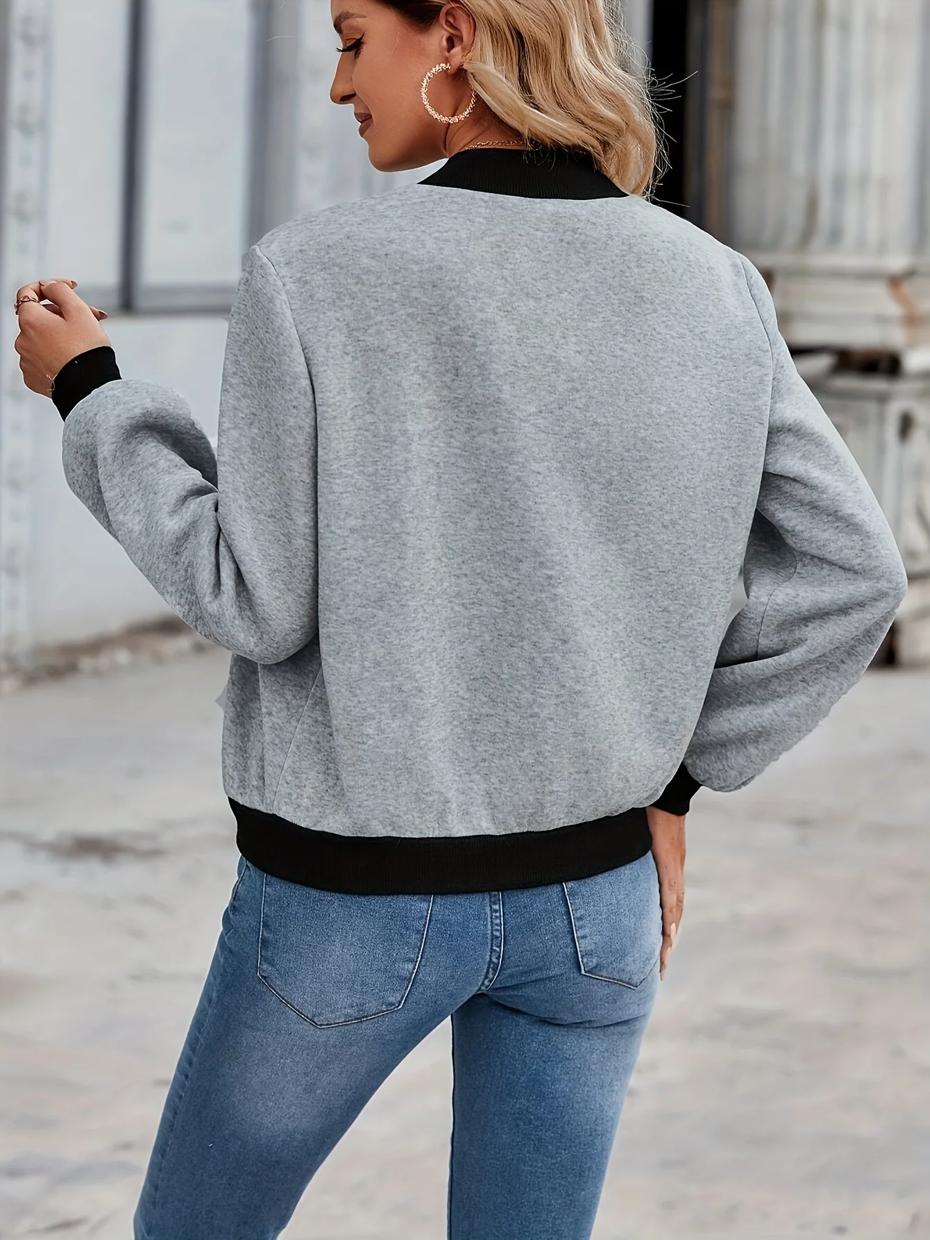 سترة نسائية ذات ألوان متباينة مقاس كبير، سترة بأكمام طويلة وياقة بيسبول وزر أمامي وأكمام طويلة، أنيقة وعصرية، بالإضافة إلى ذلك