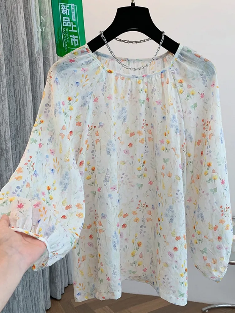 Elegancki lniany top z konopi w kwiatowy wzór, damski, letni, cienki, duży rozmiar, zakrywający brzuch, bawełniano-lniany, wyszczuplający, narzutka na plażę.