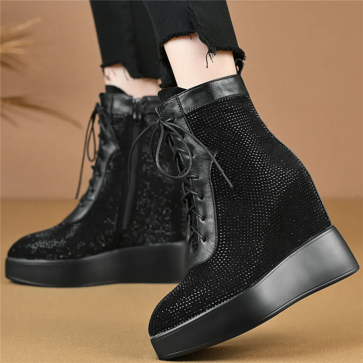 

Rhinestones Pumps Shoes Women Lace Up Cow Leather Wedges High Heel Ankle Boots Female Pointed Toe Fashion Sneakers Casual Shoes