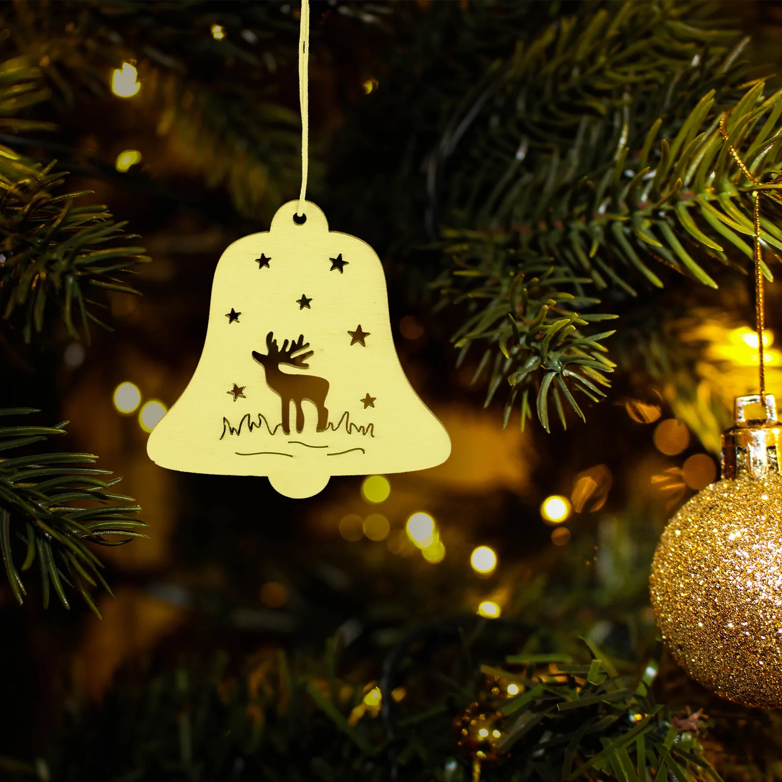 

20Pcs Wooden Slice Pendants Decorative Hollow Pendants for DIY Home Decors Handmade Slices Kids Educational Craft Accessories