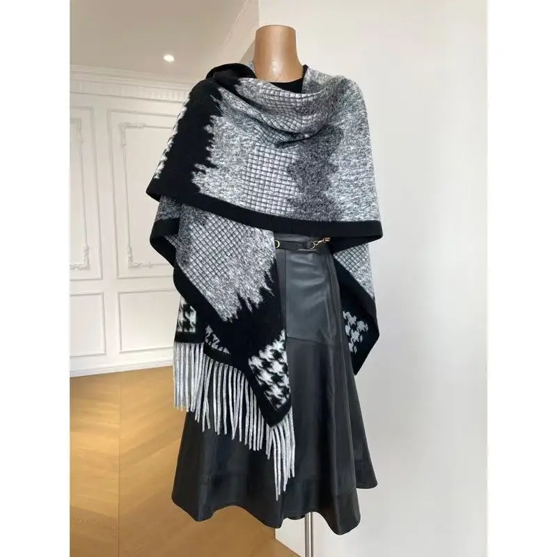 

New Fashion Korean Style Winter Women Poncho Warm Shawl Double Sided Designer Thickening Blanket Shawl High Quality