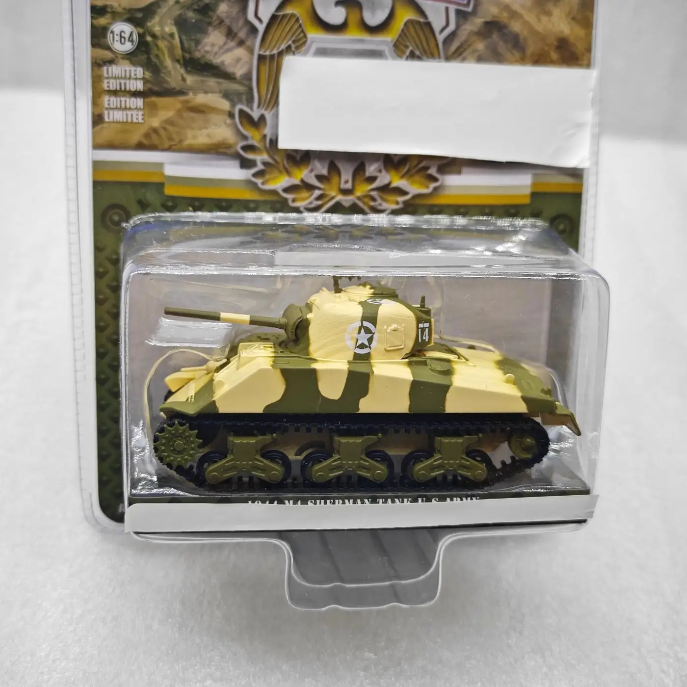 

GreenLight 1:64 non-children's toy 61050-B Toy Car Model Simulation Sound Light Collection Kids Gift