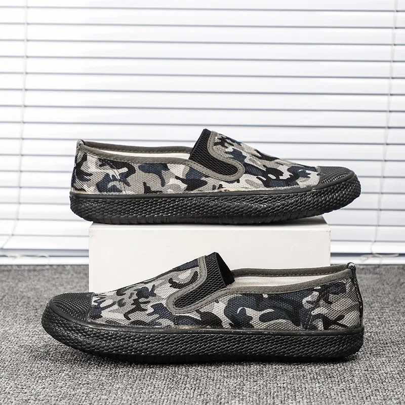 Summer Camouflage Loafers Wear-resistant Men's Sneakers Slip-on Walking Shoes for Men Competition Training Men's Sports Shoes