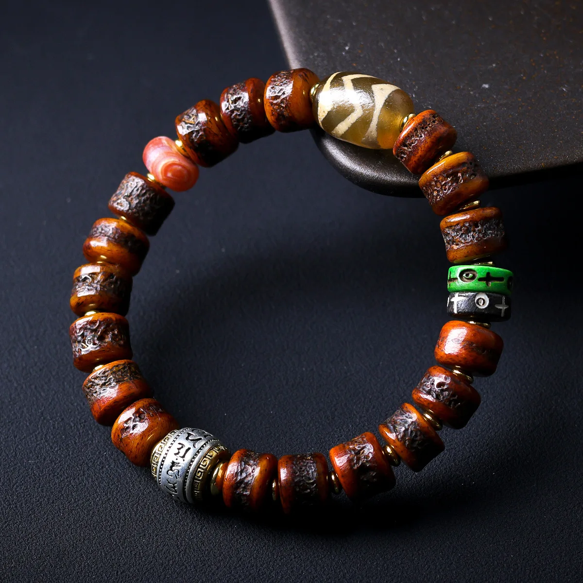 Original Tibetan Bullhead Cap Bone Double Tiger Teeth Tianzhu Bracelet Calcified Agate Six Character Proverbs Bracelet