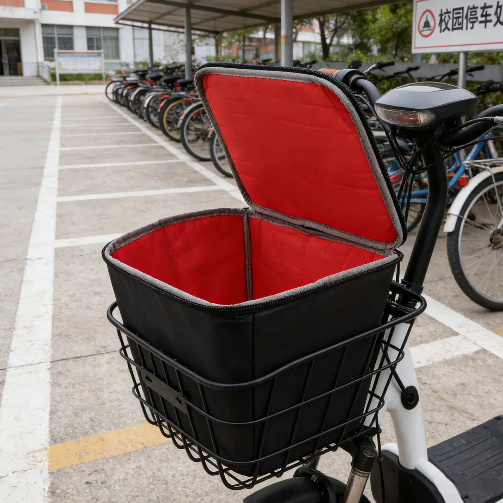 

Waterproof Bike Basket Liner PU Inner Bag Thickened Shock Absorbing Cover Dustproof Rainproof for Bicycle E-Bike Front Rear