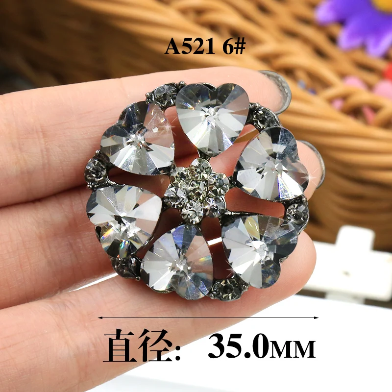 30mm Women Buttons for Fashion Clothing Decorative Rhinestones Button Metal Crystal Diamond Mink Coat Black Dress Buckle Flower