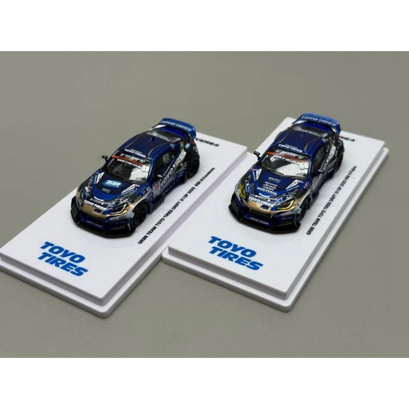 INNO 1/64 Toyota GR86 - Limited Edition for Tokyo Auto Show - Detailed Alloy Car Model, Boys' Toy, Adult Collection Piece.