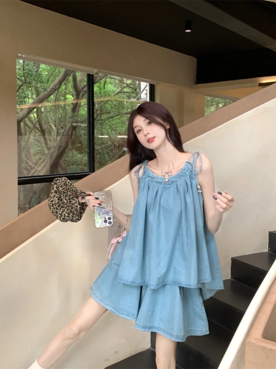 

Retro Denim Set Women's Strap Vest Top High Waist Wide Leg Short Pants Two Piece Trendy Outfit Summer Fashion Polyester