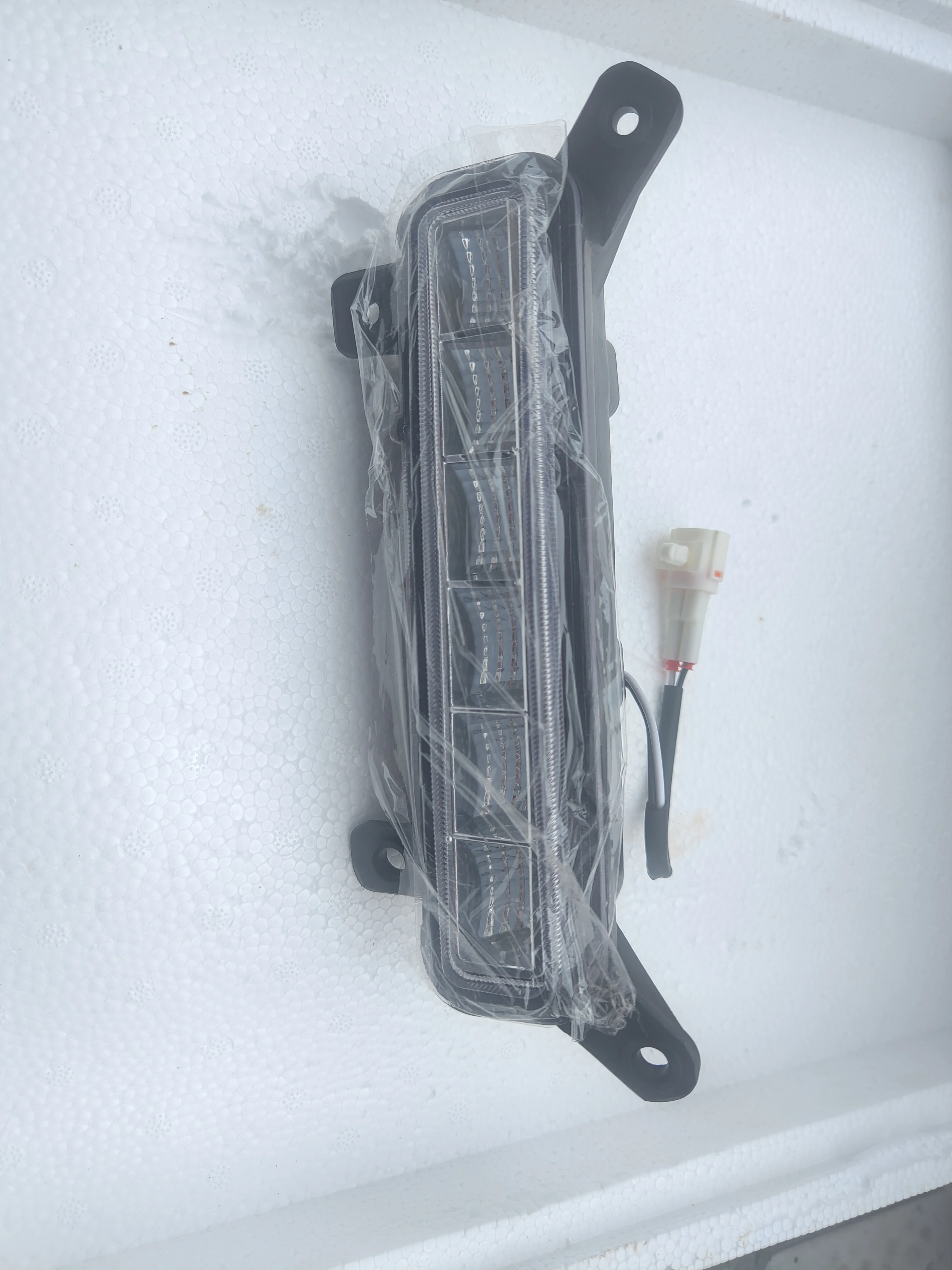 

SOKON DFSK K01H front day running light 4106010-KP01
