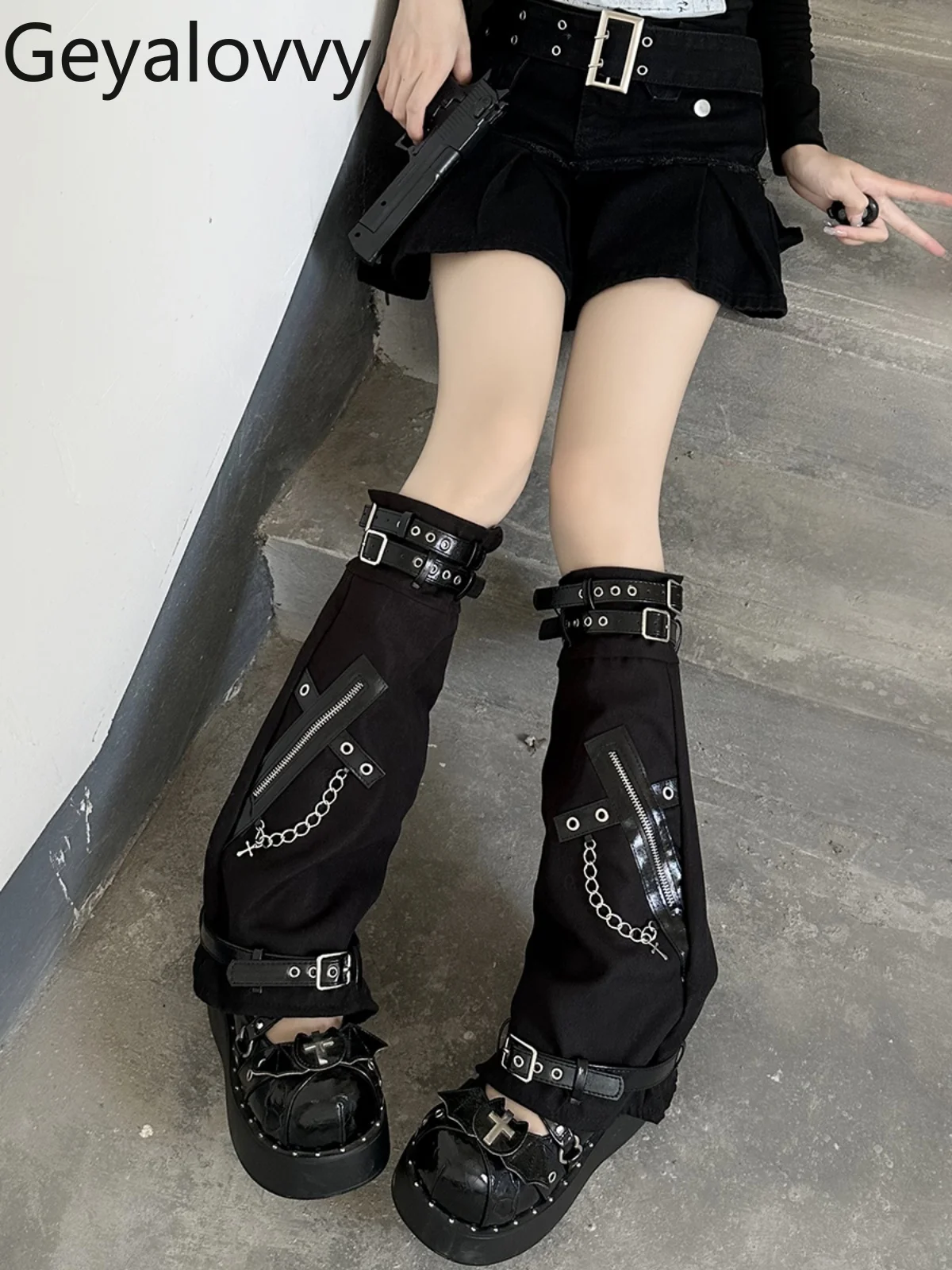 

Y2K Chain Leather Buckle Leg Warmers Sexy Hot Girl Personality Dark Punk Slouch Socks JK Subculture Versatile Leg Cover