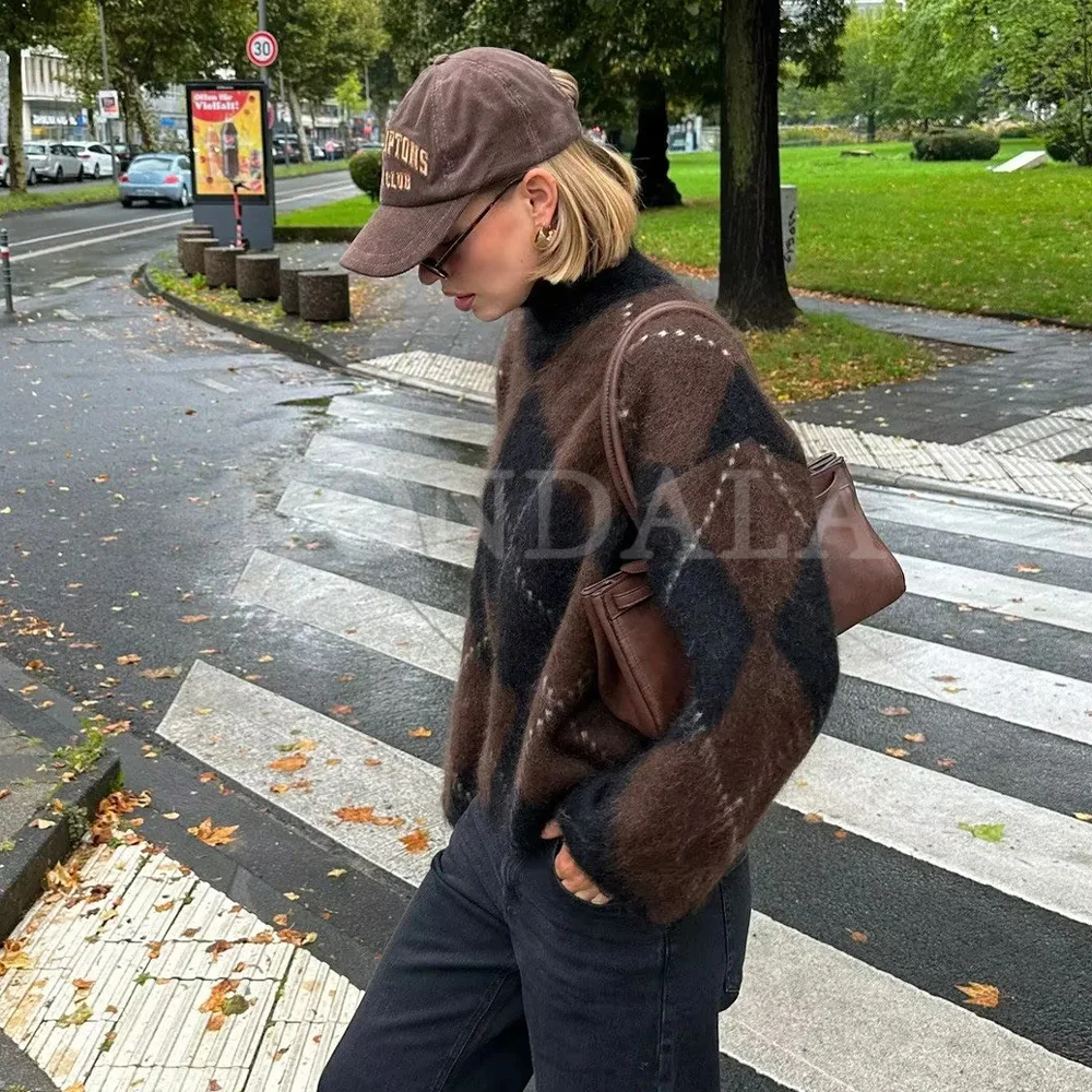 KONDALA 2026 Fall Winter Streetwear Women Christmas Sweaters Fashion Elegant Knitted Plaid Ladies Warm Chic Ladies Sweater Suits