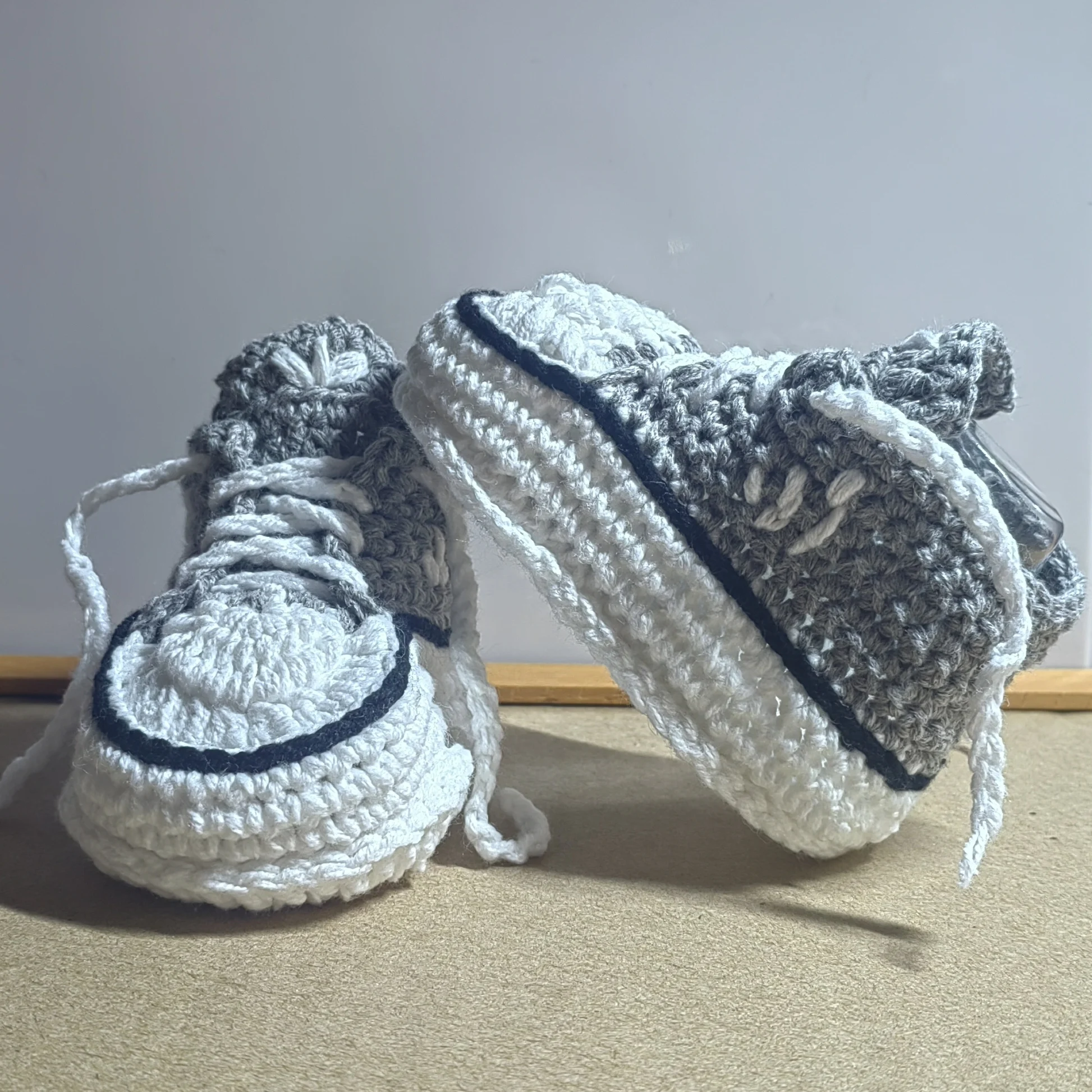 Crochet baby shoes Handmade crochet wool baby booties sneakers slippers