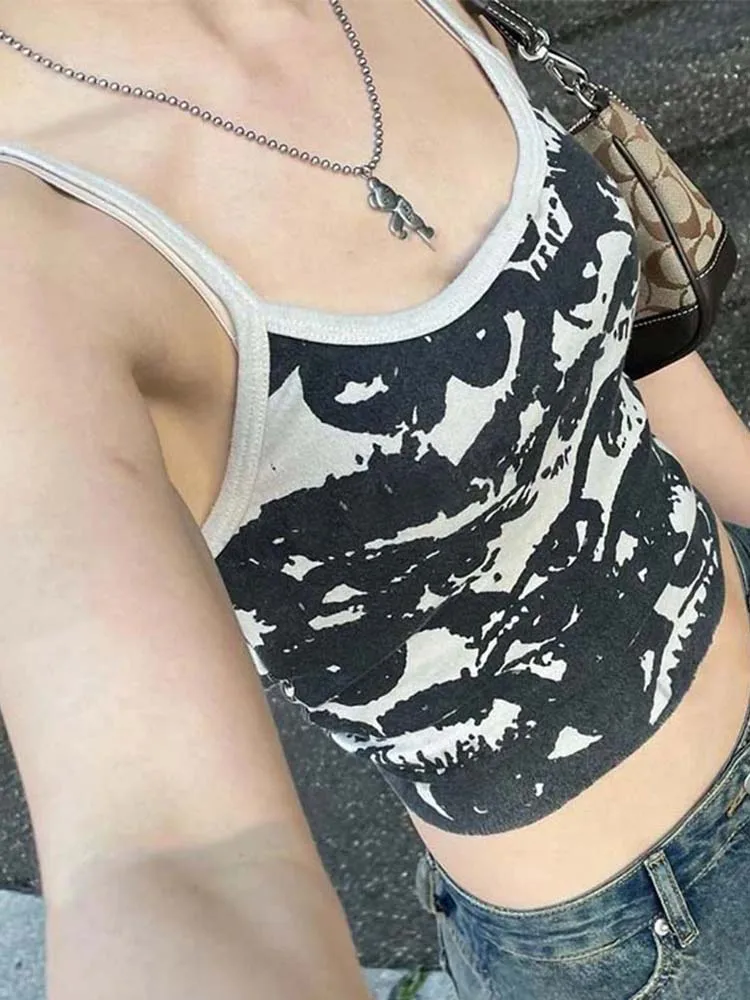Gothic Portrait Print T-shirt Aesthetic Y2K Crop Tops Short Sleevle Vest Tees Harajuku Streetwear White Suspenders Odzież damska