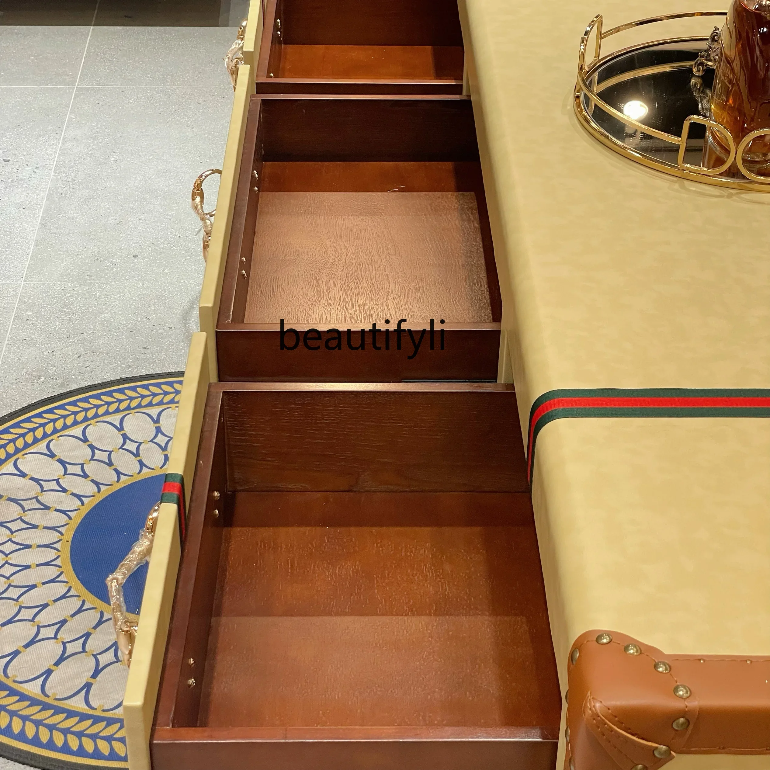 Armadietto TV antico retrò di lusso leggero, armadietto per portico, armadietto laterale del paese americano