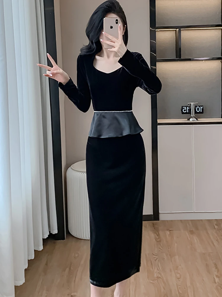 

2025 Black Velvet Chic Beading Ruffled Luxury Long Dress Women Vintage Hepburn Elegant Party Dress Autumn Korean Bodycon Dresses