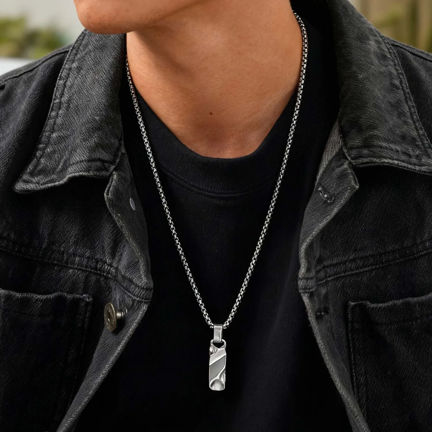 Small Dogtag Pendant Necklaces for Men Boys,Vintage Stainless Steel Hammered Texture Military Dog Tag Collar Gift view 5