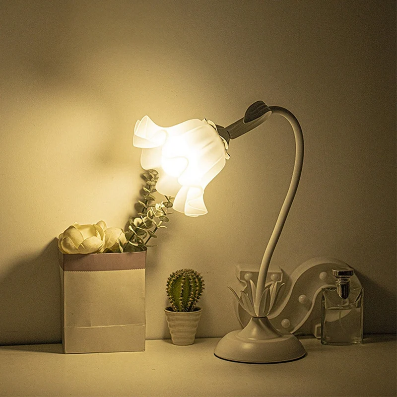 مصباح طاولة زهرة لطيف مع لمبة ليد ، 3 درجات حرارة اللون ، مصباح بجانب السرير قديم