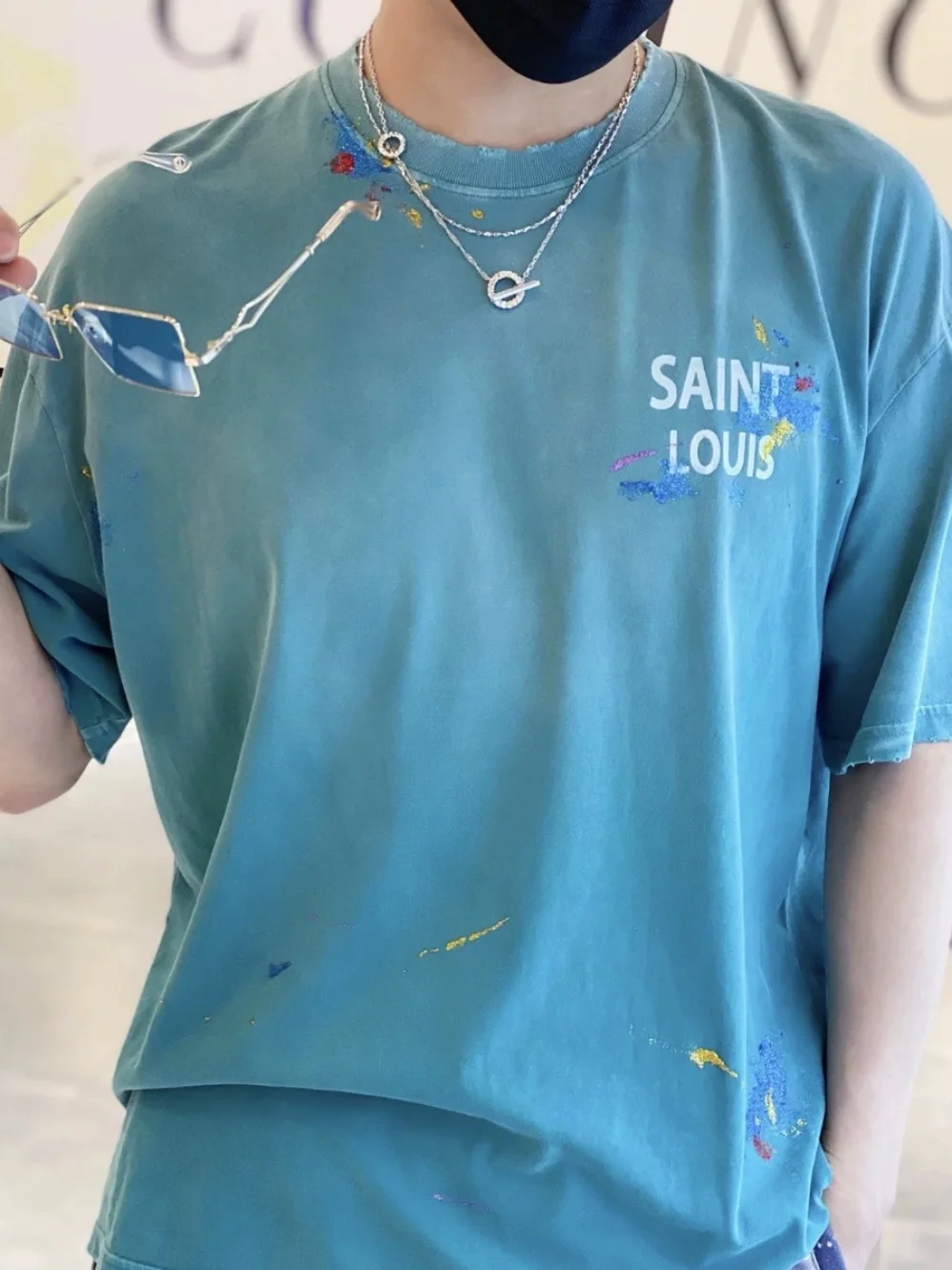 

Футболка Saint Louis American Trendy Brand с винтажным принтом и блестящими буквами, свободного кроя, с коротким рукавом, круглый вырез, хит продаж.