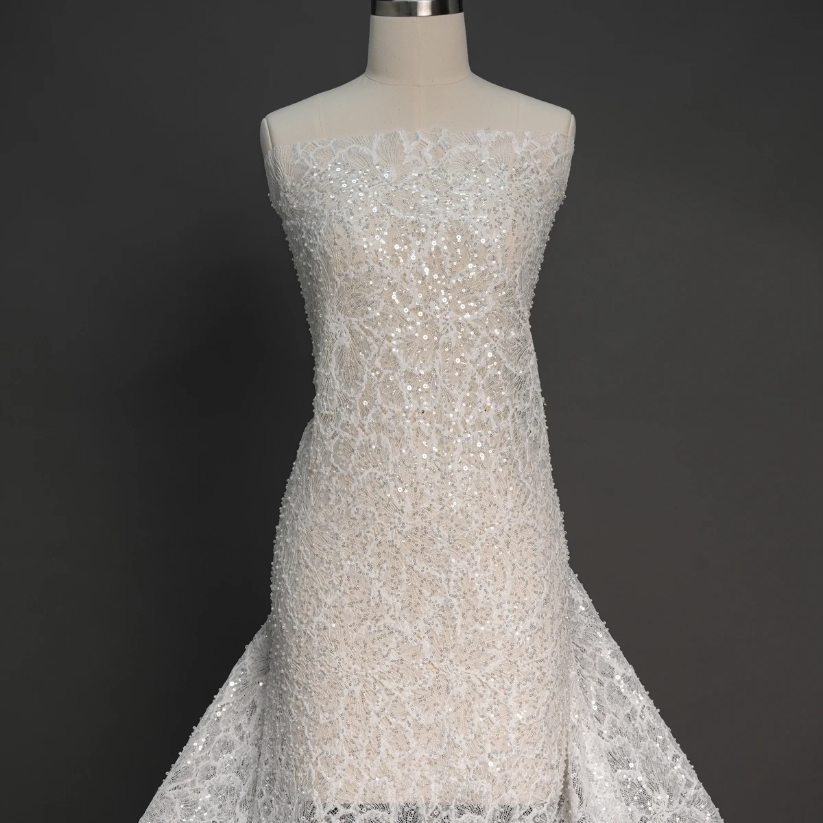 Luxury Beaded Lace Fabric Featuring Fashionable Floral Patterns, Create the Perfect Wedding Dress