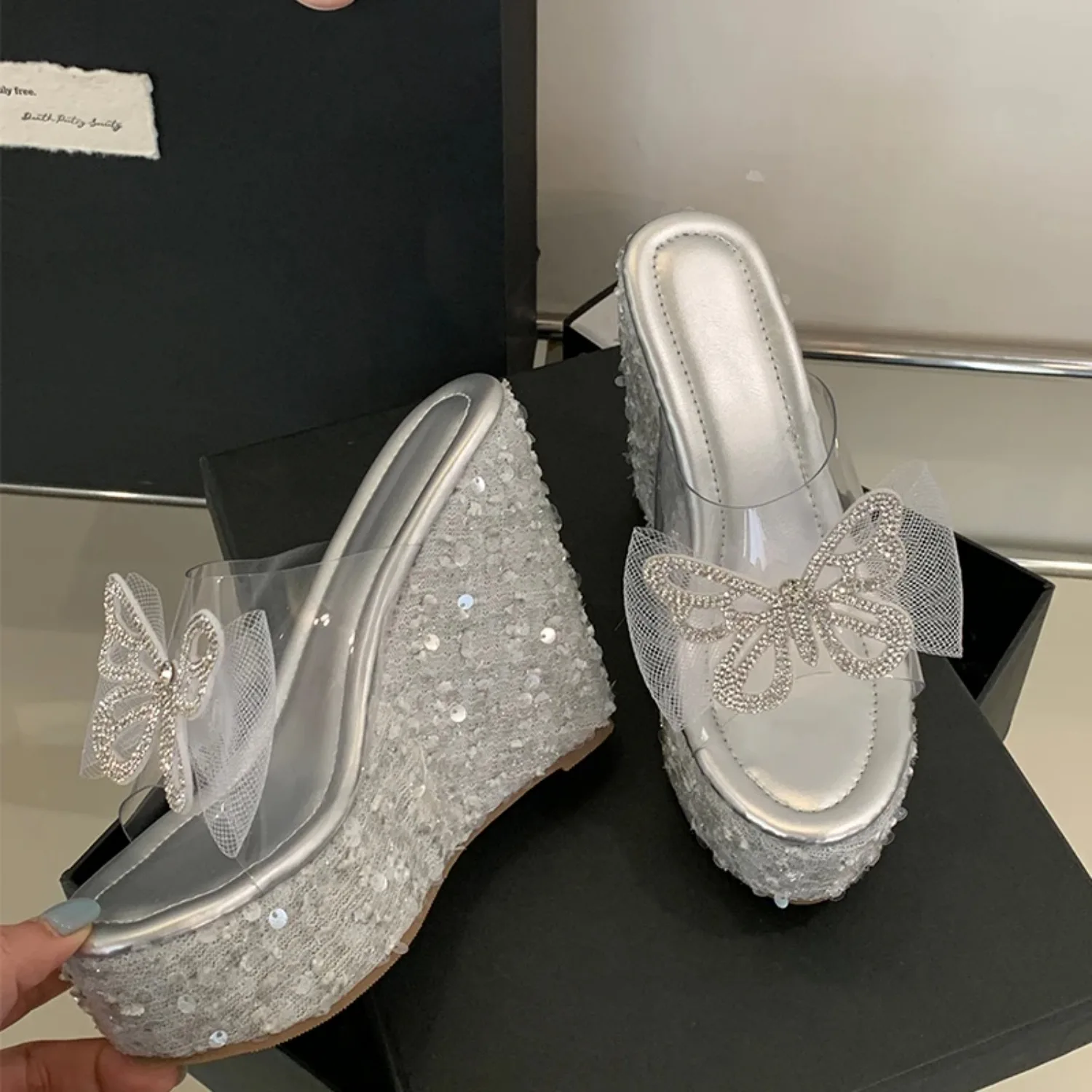 

Vintage Sequin Wedge Platform Mule Sandals, Rhinestone Butterfly Transparent Strap Slip On Slippers for Daily Outdoor Beach Wear